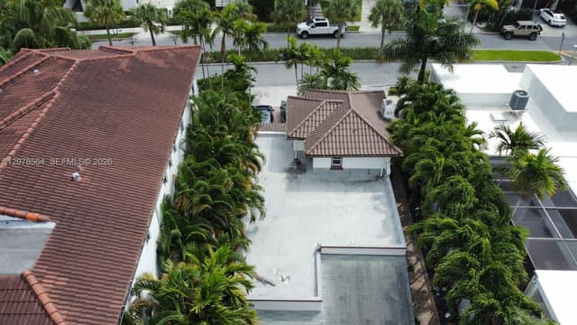 1823 S Bayshore Ln, Miami FL 33133 - Miami, FL - Photo 7