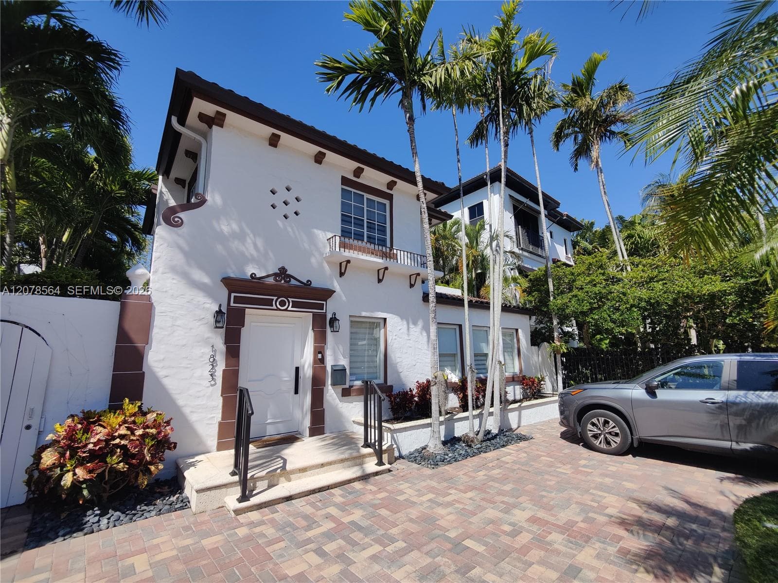 1823 S Bayshore Ln, Miami FL 33133 - Miami, FL - Photo 1