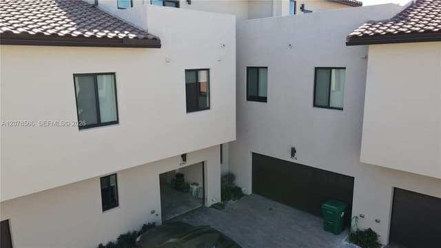 4242 NW 82nd Ave, Doral FL 33166 - Doral, FL - Photo 3