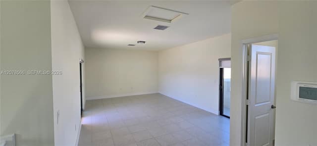 4242 NW 82nd Ave, Doral FL 33166 - Doral, FL - Photo 5