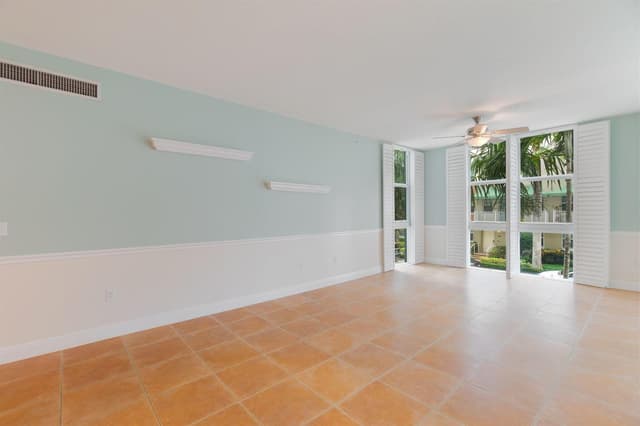 804 E Windward Way # 211, Lantana FL 33462 - Lantana, FL - Photo 5
