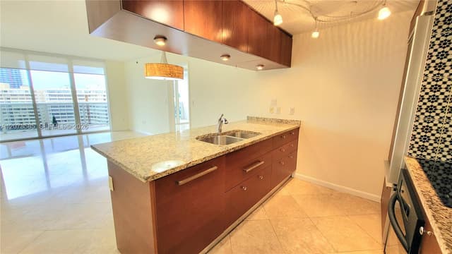 1850 S Ocean Dr # 909, Hallandale Beach FL 33009 - Hallandale Beach, FL - Photo 3