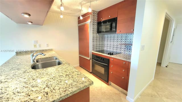 1850 S Ocean Dr # 909, Hallandale Beach FL 33009 - Hallandale Beach, FL - Photo 4
