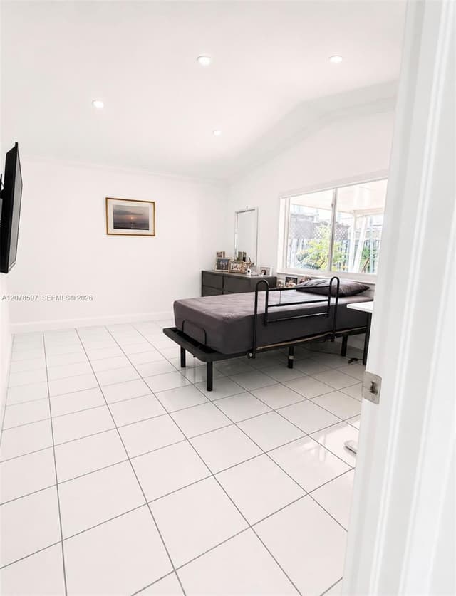 16529 SW 98th Ter, Miami FL 33196 - Miami, FL - Photo 6