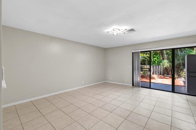 799 HILL Drive # C, West Palm Beach FL 33415 - West Palm Beach, FL - Photo 5