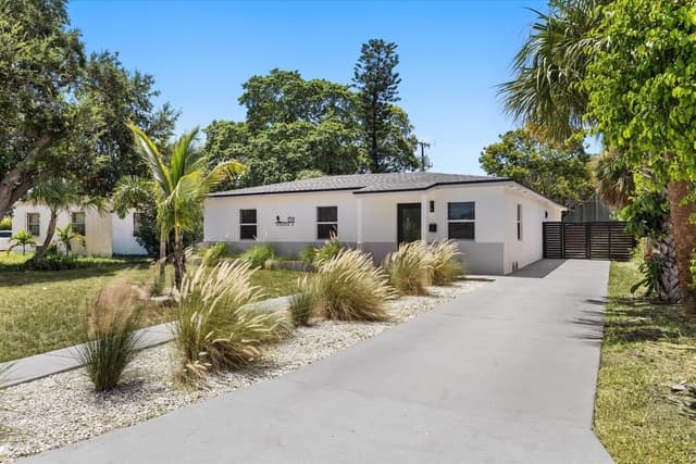 1311 AVENUE H, Riviera Beach FL 33404 - Riviera Beach, FL - Photo 3