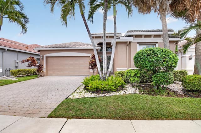6561 PISANO Drive, Lake Worth FL 33467 - Lake Worth, FL - Photo 2