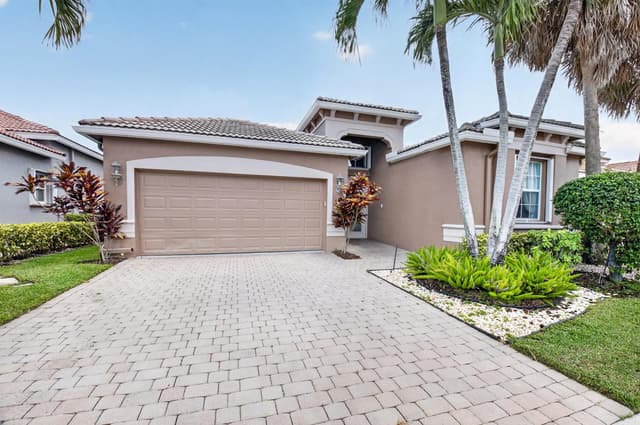 6561 PISANO Drive, Lake Worth FL 33467 - Lake Worth, FL - Photo 3