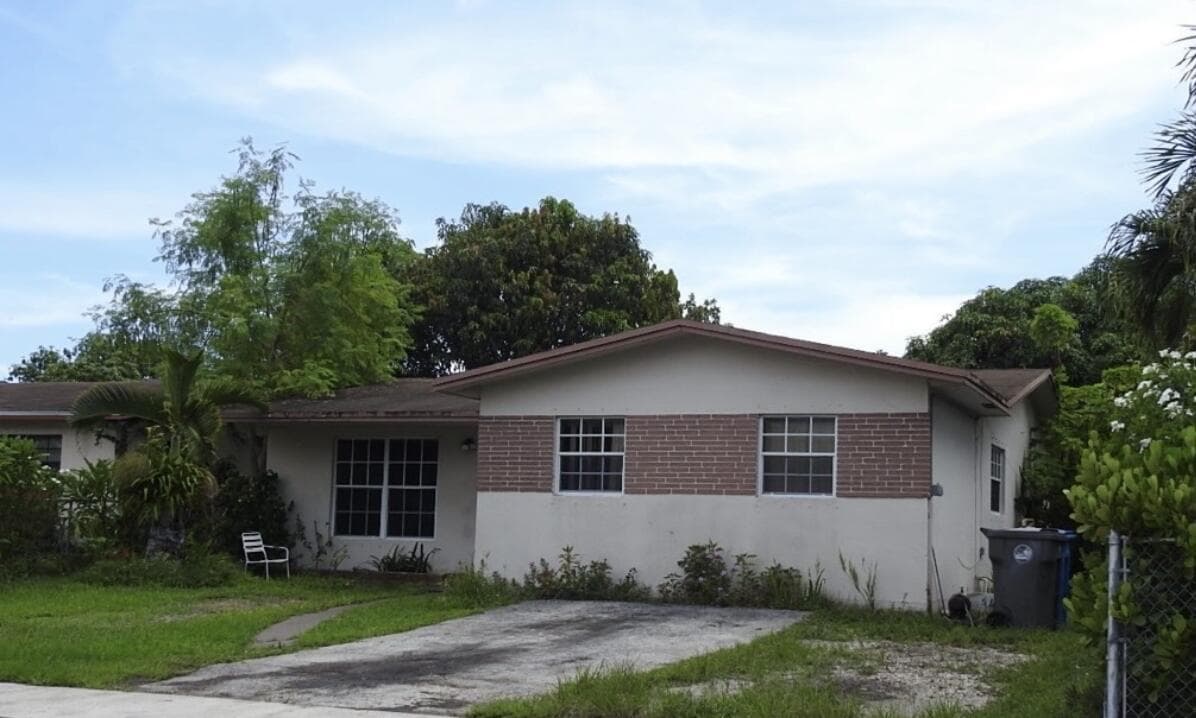 5620 SW 37TH Street, West Park FL 33023 - West Park, FL - Photo 1