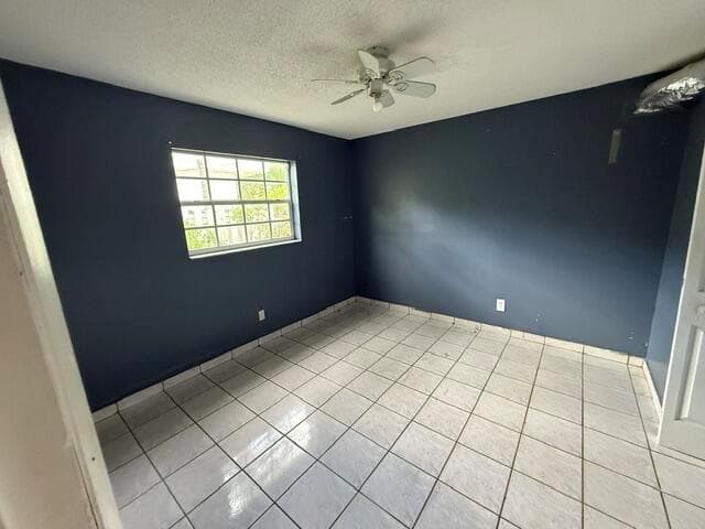 5620 SW 37TH Street, West Park FL 33023 - West Park, FL - Photo 5
