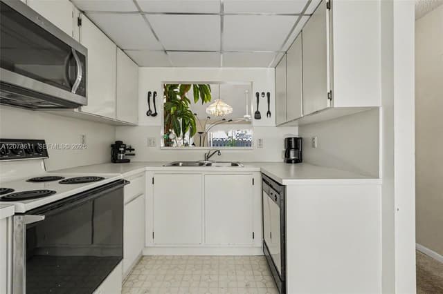 1557 N 15th Ter, Hollywood FL 33020 - Hollywood, FL - Photo 7