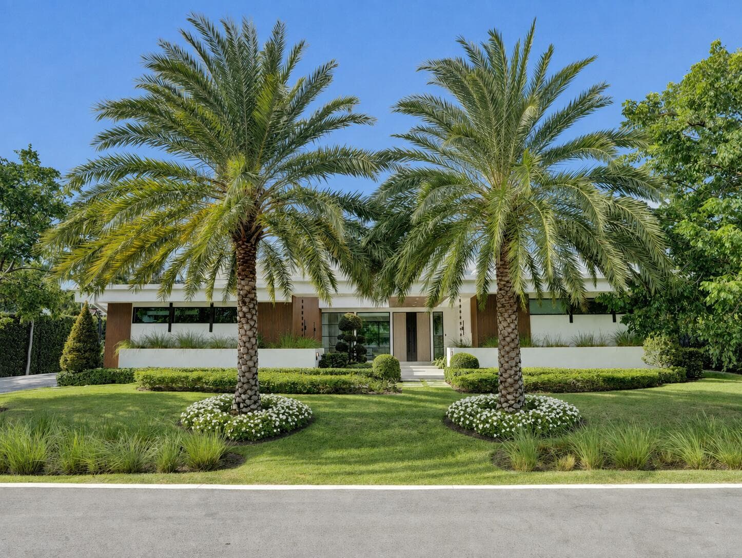 7 Tahoe Lane, Sea Ranch Lakes FL 33308 - Sea Ranch Lakes, FL - Photo 1