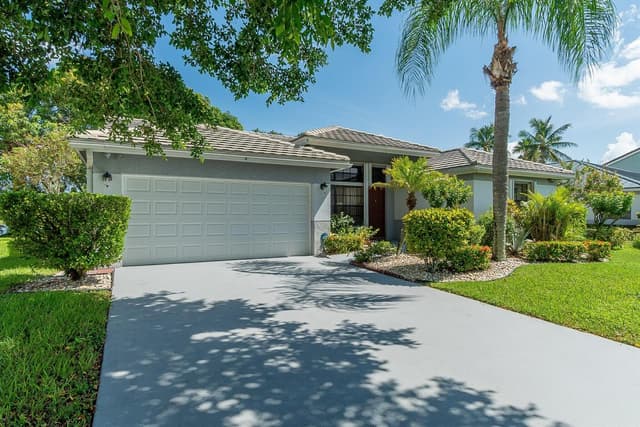 6745 Alden Ridge Drive, Boynton Beach FL 33437 - Boynton Beach, FL - Photo 2