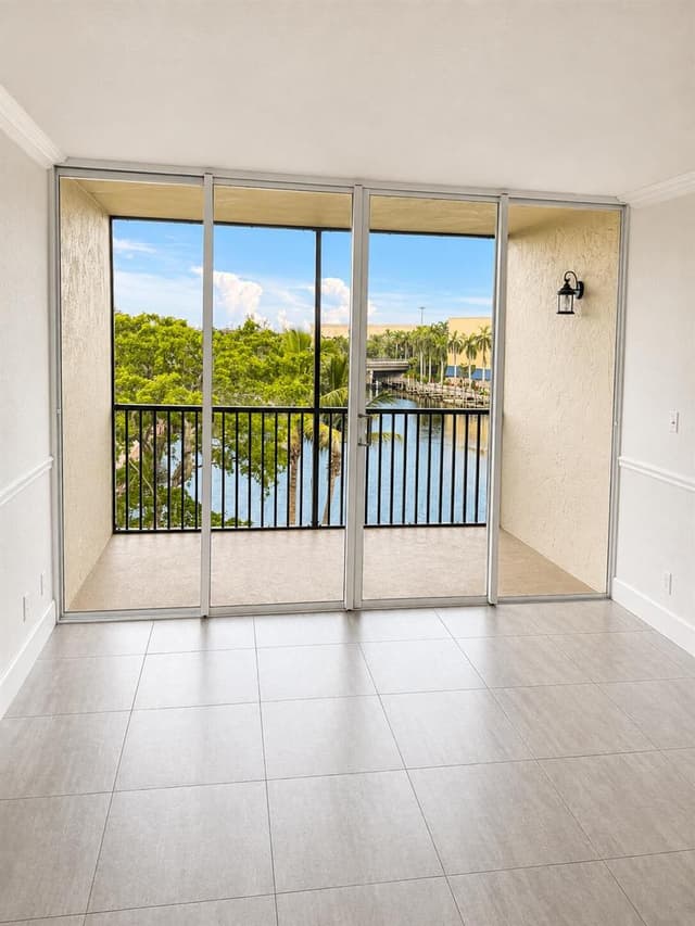7 Royal Palm Way # 505, Boca Raton FL 33432 - Boca Raton, FL - Photo 5