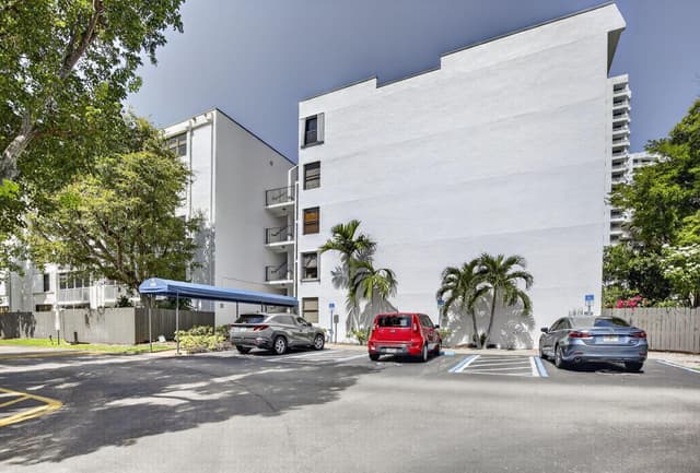 3350 NE 192ND Street # B, Aventura FL 33180 - Aventura, FL - Photo 3
