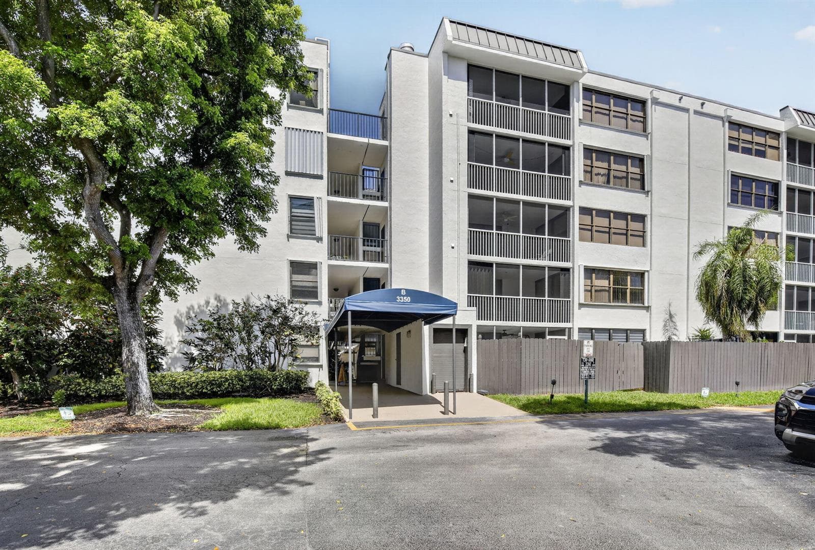 3350 NE 192ND Street # B, Aventura FL 33180