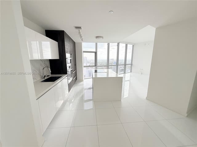 851 NE 1st Ave # 3202, Miami FL 33132 - Miami, FL - Photo 6