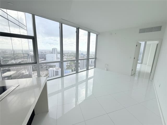851 NE 1st Ave # 3202, Miami FL 33132 - Miami, FL - Photo 7