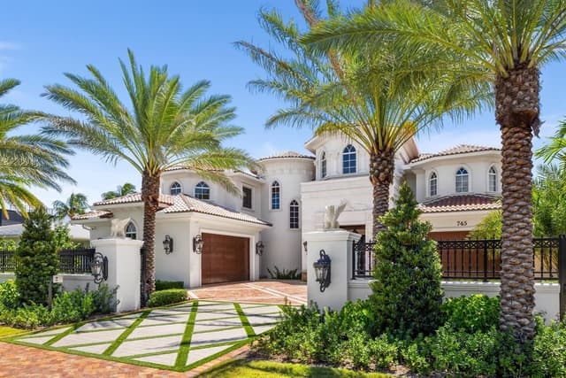 745 Middle River Drive, Fort Lauderdale FL 33304 - Fort Lauderdale, FL - Photo 3