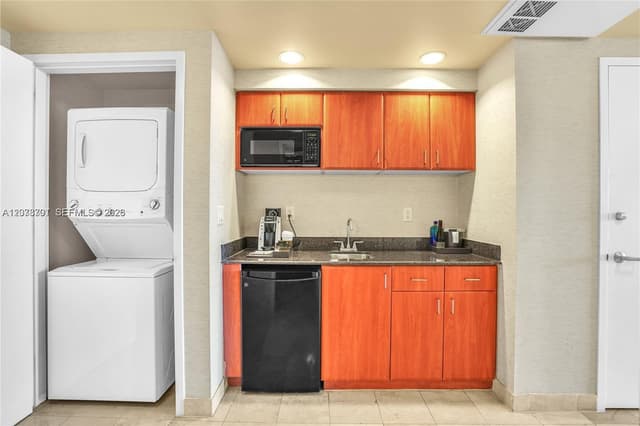 18001 Collins Ave # 917, Sunny Isles Beach FL 33160 - Sunny Isles Beach, FL - Photo 5