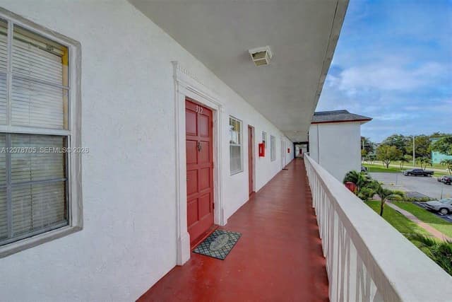 4140 NW 44th Ave # 312, Lauderdale Lakes FL 33319 - Lauderdale Lakes, FL - Photo 5