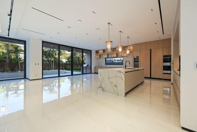728 NE 17th Terrace, Fort Lauderdale FL 33304 - Fort Lauderdale, FL - Photo 7