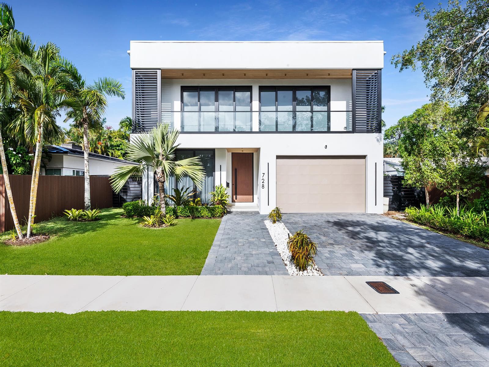 728 NE 17th Terrace, Fort Lauderdale FL 33304 - Fort Lauderdale, FL - Photo 1