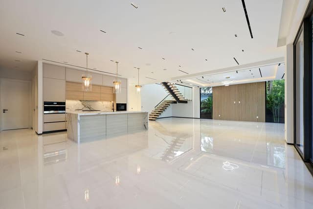 728 NE 17th Terrace, Fort Lauderdale FL 33304 - Fort Lauderdale, FL - Photo 4