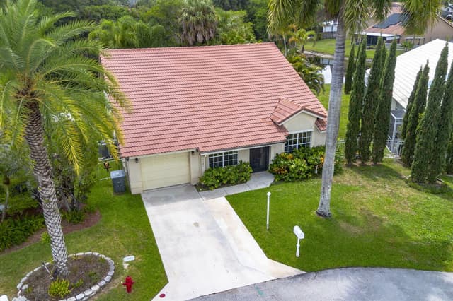 11140 LAKEAIRE Circle, Boca Raton FL 33498 - Boca Raton, FL - Photo 3