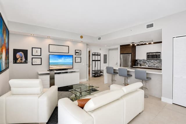 300 S Biscayne Blvd # 1816, Miami FL 33131 - Miami, FL - Photo 7