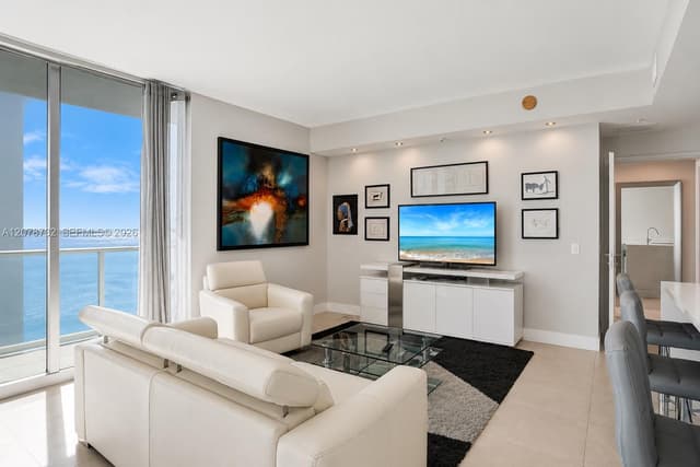 300 S Biscayne Blvd # 1816, Miami FL 33131 - Miami, FL - Photo 5