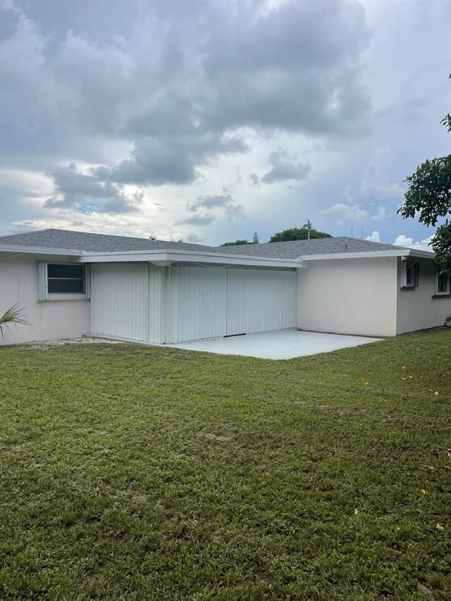 920 NW 3RD Street, Boynton Beach FL 33435 - Boynton Beach, FL - Photo 2
