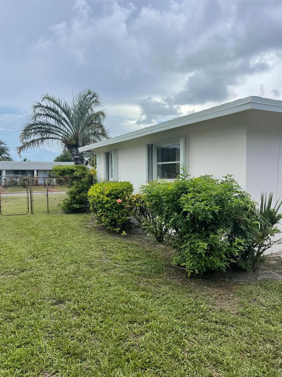 920 NW 3RD Street, Boynton Beach FL 33435
