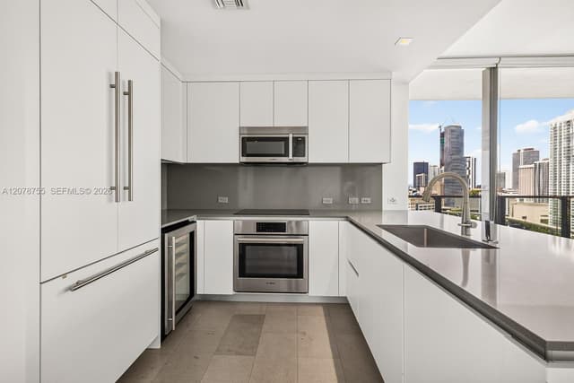 88 SW 7th St # 1511, Miami FL 33130 - Miami, FL - Photo 7