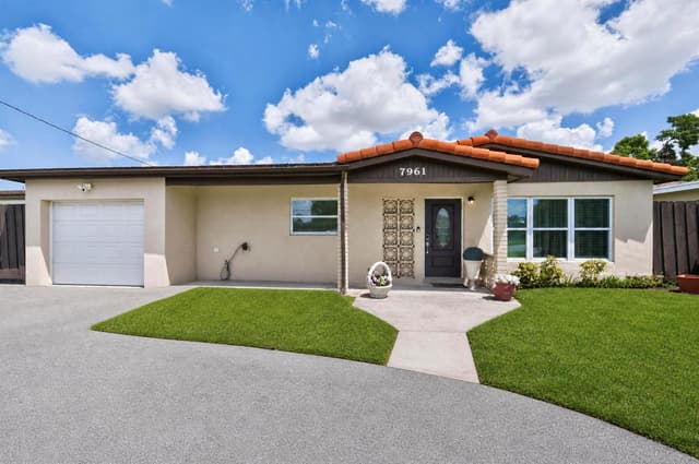 7961 N NORMANDY Street, Miramar FL 33023 - Miramar, FL - Photo 3