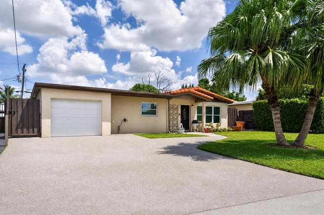 7961 N NORMANDY Street, Miramar FL 33023 - Miramar, FL - Photo 4
