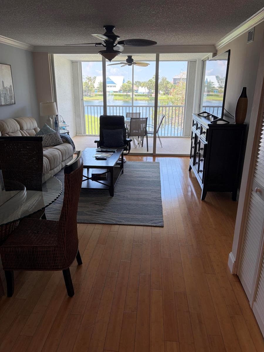 353 S US Hwy 1 # D204, Jupiter FL 33477 - Jupiter, FL - Photo 1