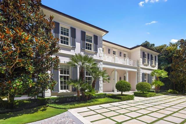 255 Wells Road, Palm Beach FL 33480 - Palm Beach, FL - Photo 2