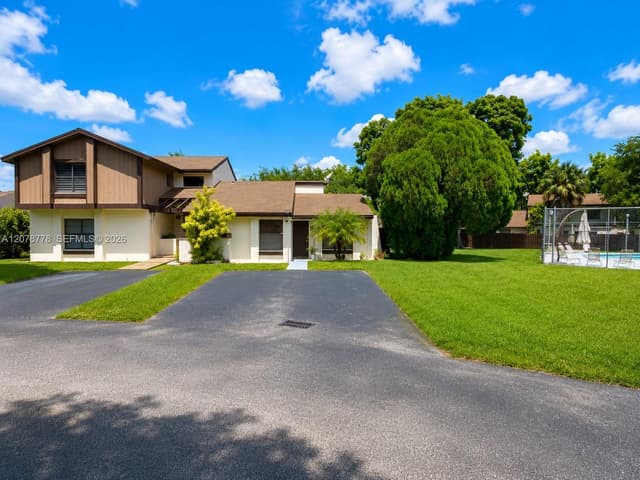 6922 SW 128th Pl, Miami FL 33183 - Miami, FL - Photo 2
