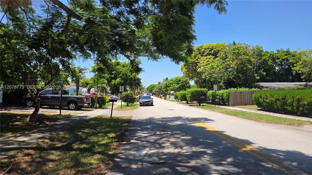 298 NE 46th St, Deerfield Beach FL 33064 - Deerfield Beach, FL - Photo 6