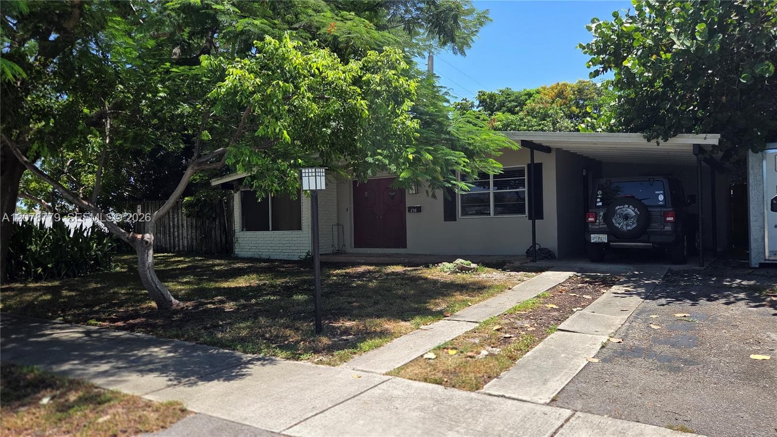 298 NE 46th St, Deerfield Beach FL 33064
