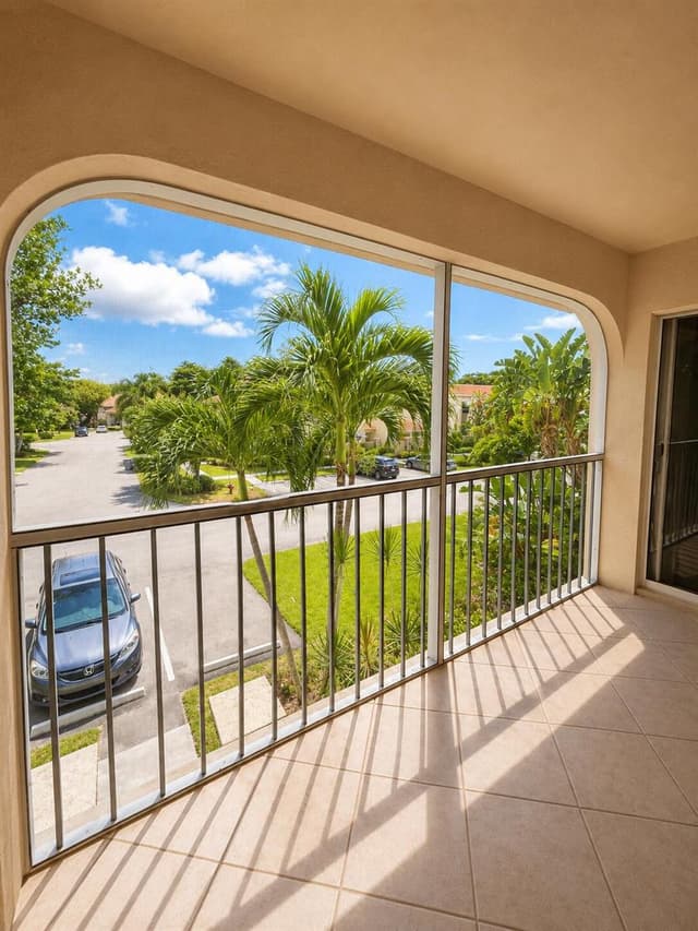 6560 VIA REGINA, Boca Raton FL 33433 - Boca Raton, FL - Photo 2