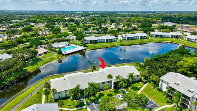 1010 Green Pine Boulevard # F2, West Palm Beach FL 33409 - West Palm Beach, FL - Photo 2