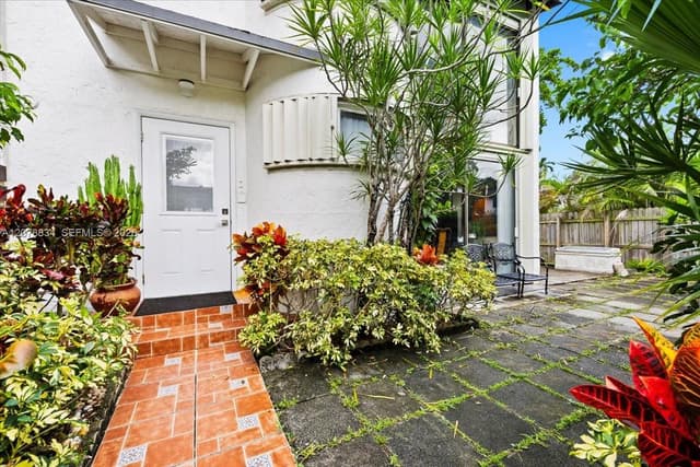 7100 SW 112th Ave, Miami FL 33173 - Miami, FL - Photo 3
