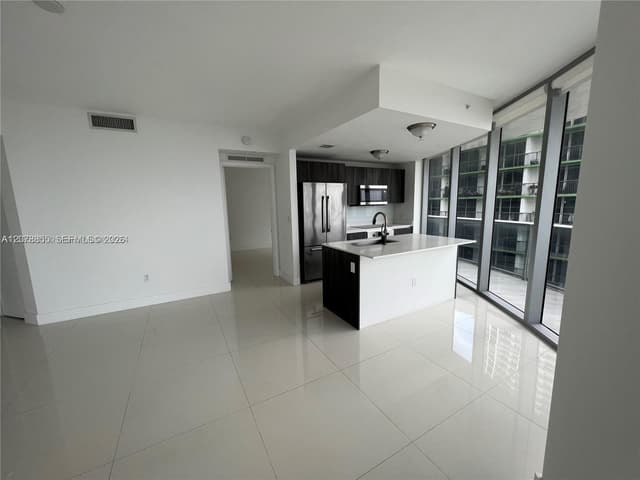 488 NE 18th St # 3100, Miami FL 33132 - Miami, FL - Photo 4