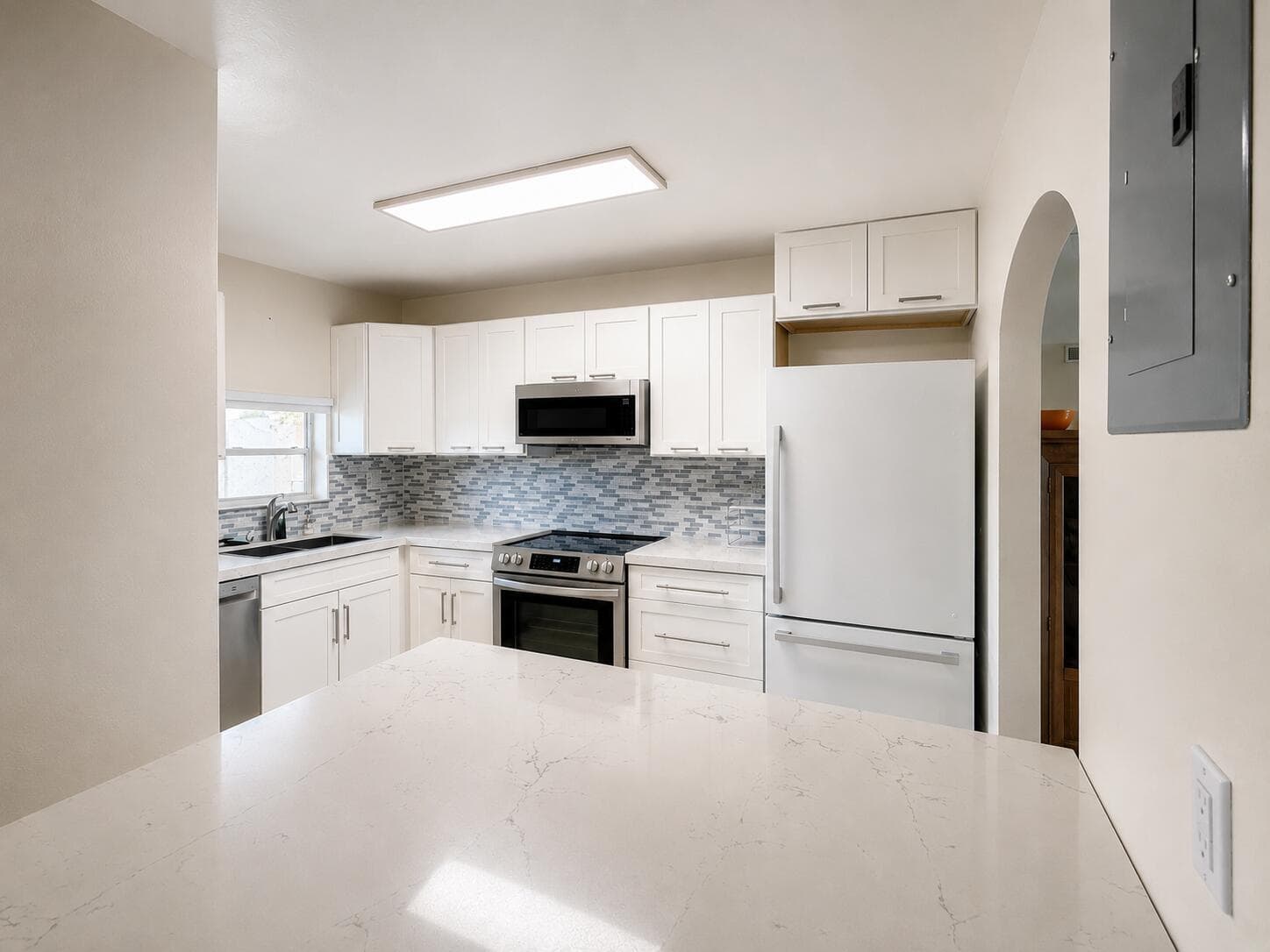 9411 N Hollybrook Lake Drive # 309, Pembroke Pines FL 33025 - Pembroke Pines, FL - Photo 1