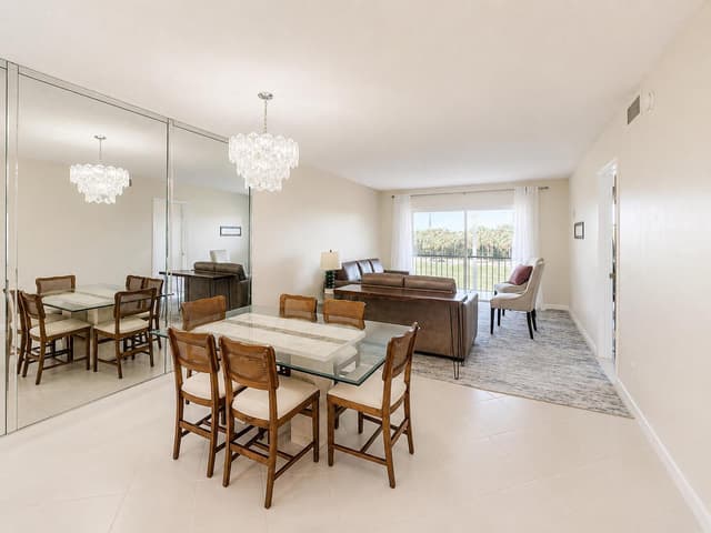 9411 N Hollybrook Lake Drive # 309, Pembroke Pines FL 33025 - Pembroke Pines, FL - Photo 5