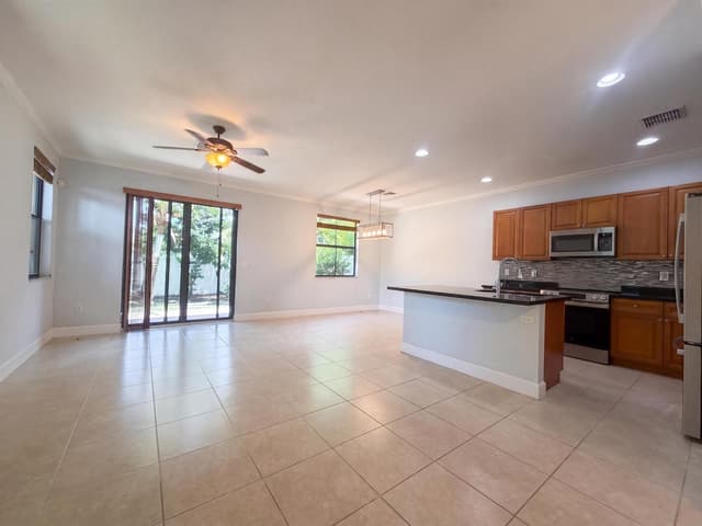 4967 NW 59th Street, Tamarac FL 33319 - Tamarac, FL - Photo 2