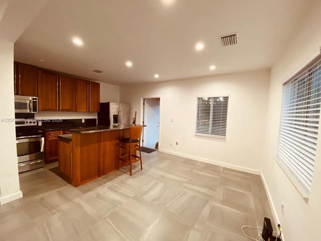 2129 NW 75th St, Miami FL 33147 - Miami, FL - Photo 6