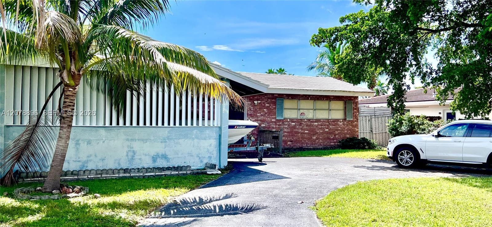 2172 NE 25th St, Wilton Manors FL 33305 - Wilton Manors, FL - Photo 1
